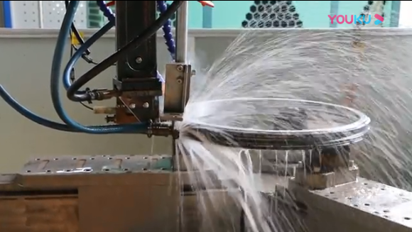 轉盤軸承內圈滾道淬火