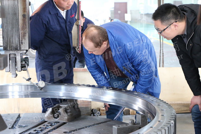 港口機械回轉(zhuǎn)支承 港口機械回轉(zhuǎn)支承