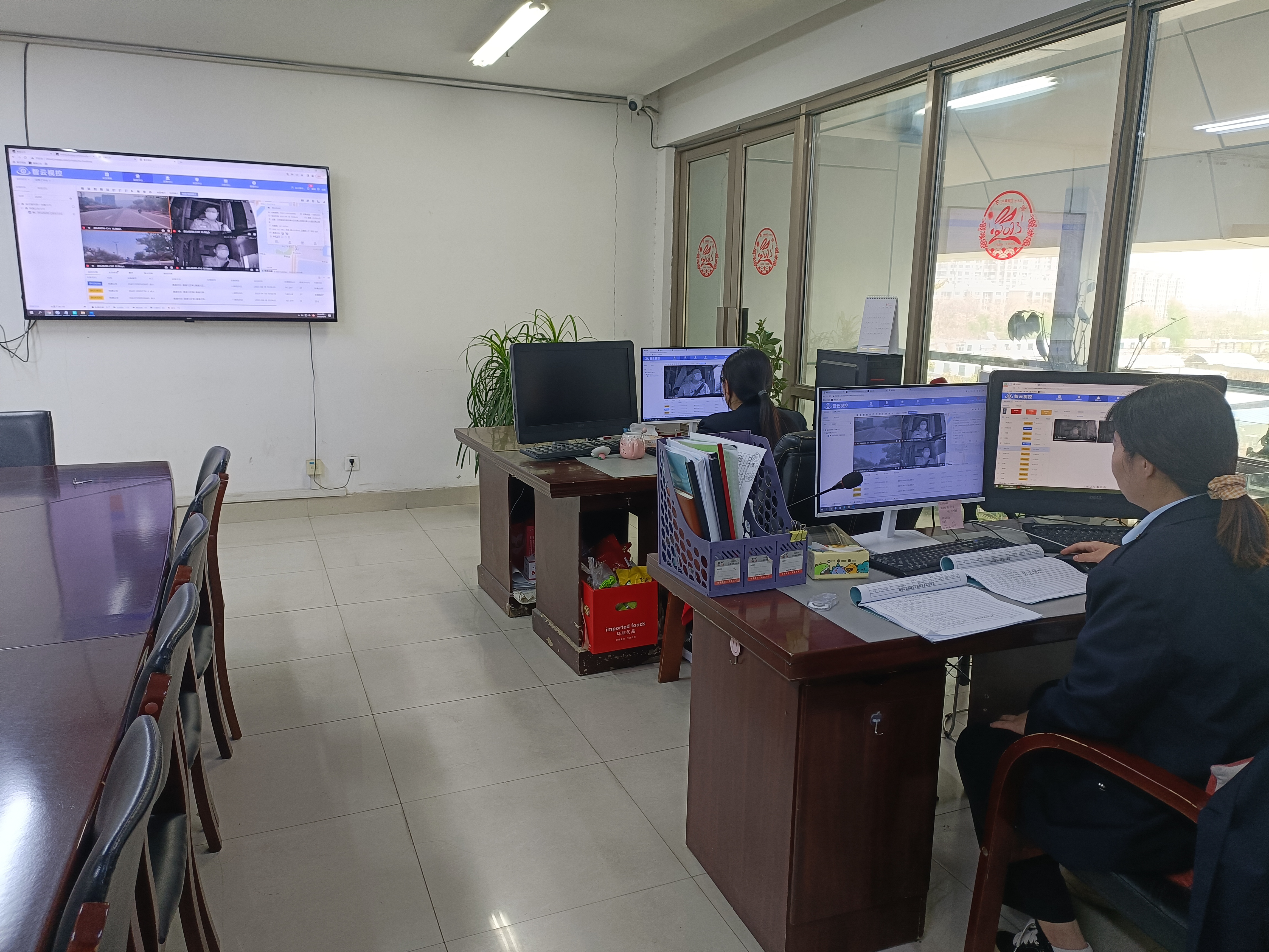 快速公交事業(yè)部多措并舉應對惡劣天氣