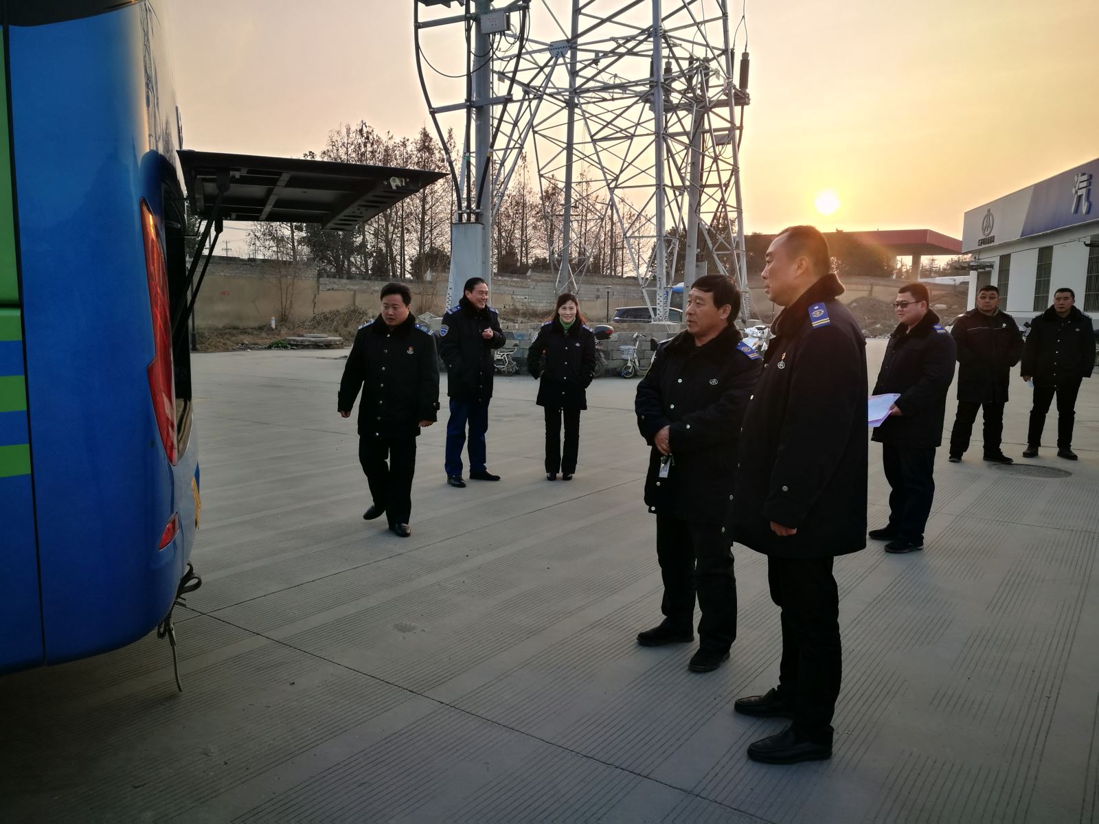 公交集團(tuán)經(jīng)營發(fā)展事業(yè)部開展安全保障檢查工作