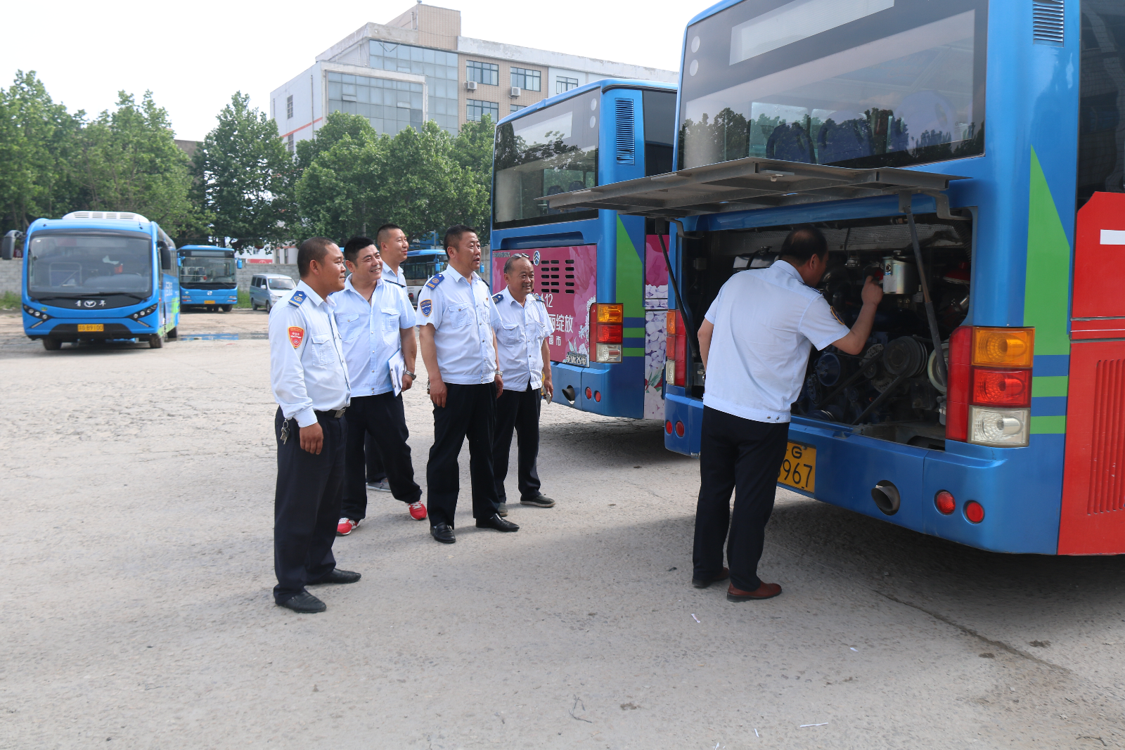 公交集團海通公交公司開展一日三檢和應急處置考核