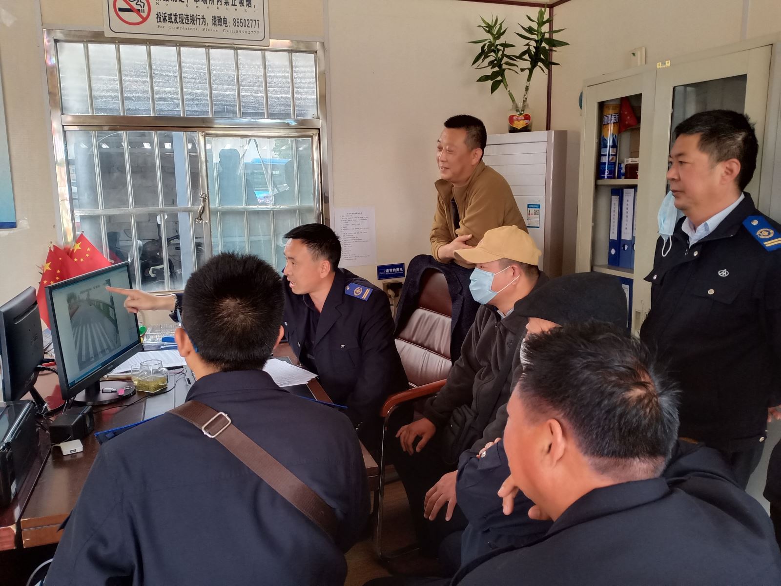 公交集團公交事業一部強化實時監控 安全管理有保障