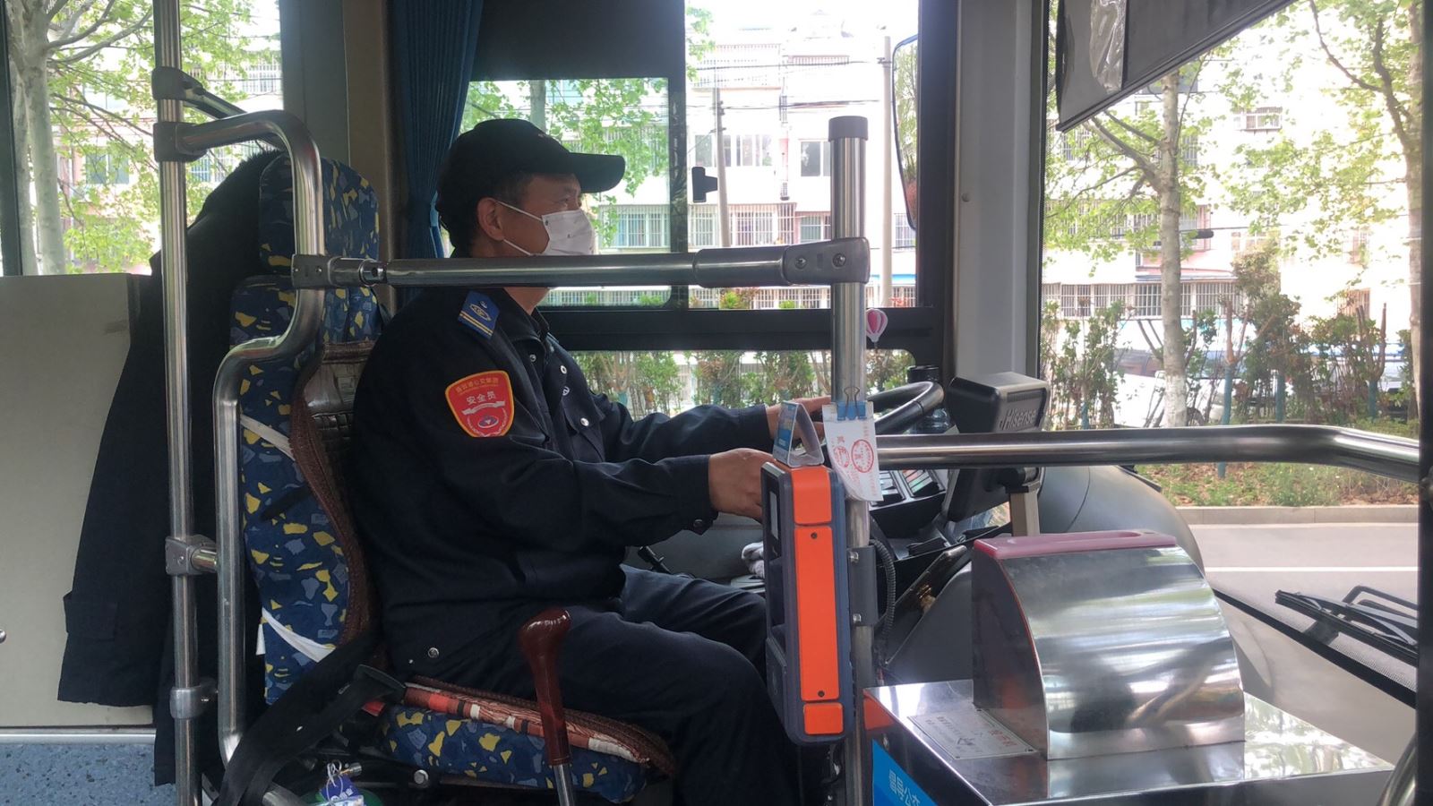 港城公交路不拾遺 為創(chuàng)文增光添彩