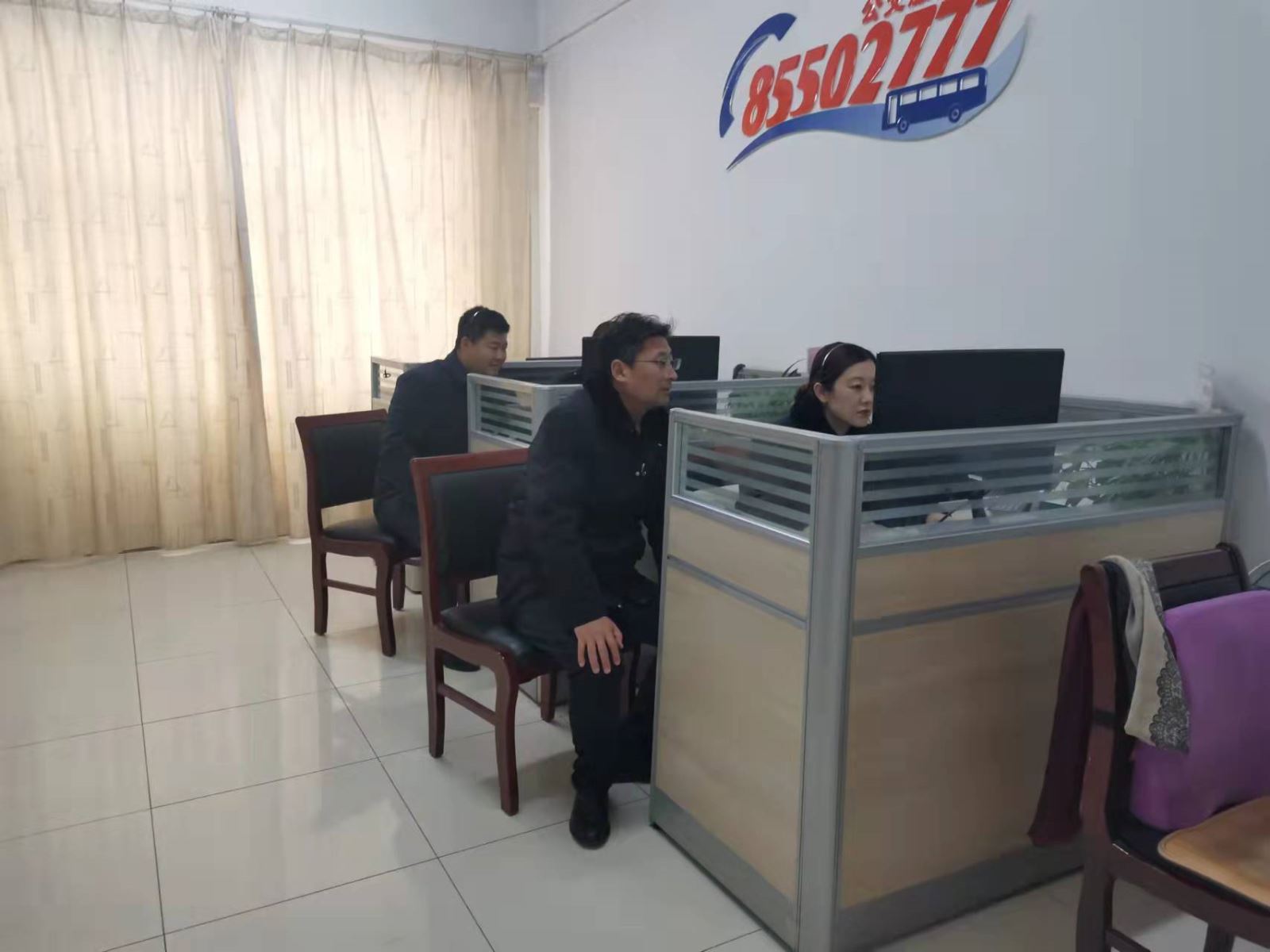 公交集團“傾聽民意、為民解難”暨“我當一天話務員”活動圓滿結束