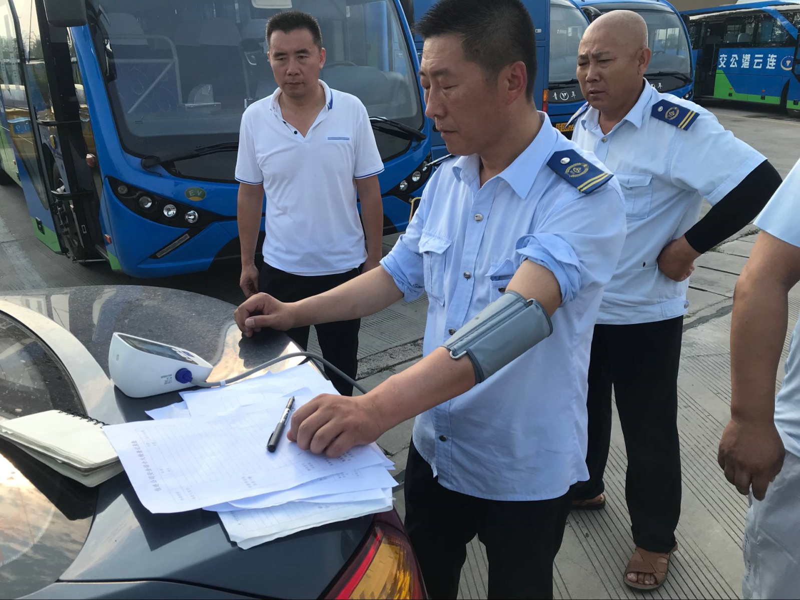公交集團佳連公司開展安全大檢查活動