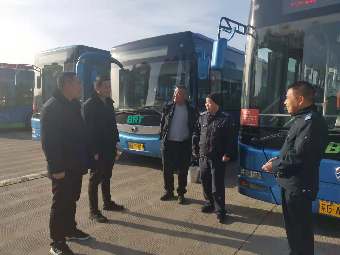 快速公交事業(yè)部開(kāi)展車(chē)輛隱患排查專(zhuān)項(xiàng)工作