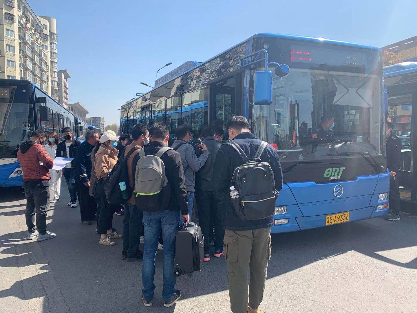 運(yùn)輸客流42萬人次，公交集團(tuán)圓滿完成清明節(jié)小長假運(yùn)輸保障任務(wù)！