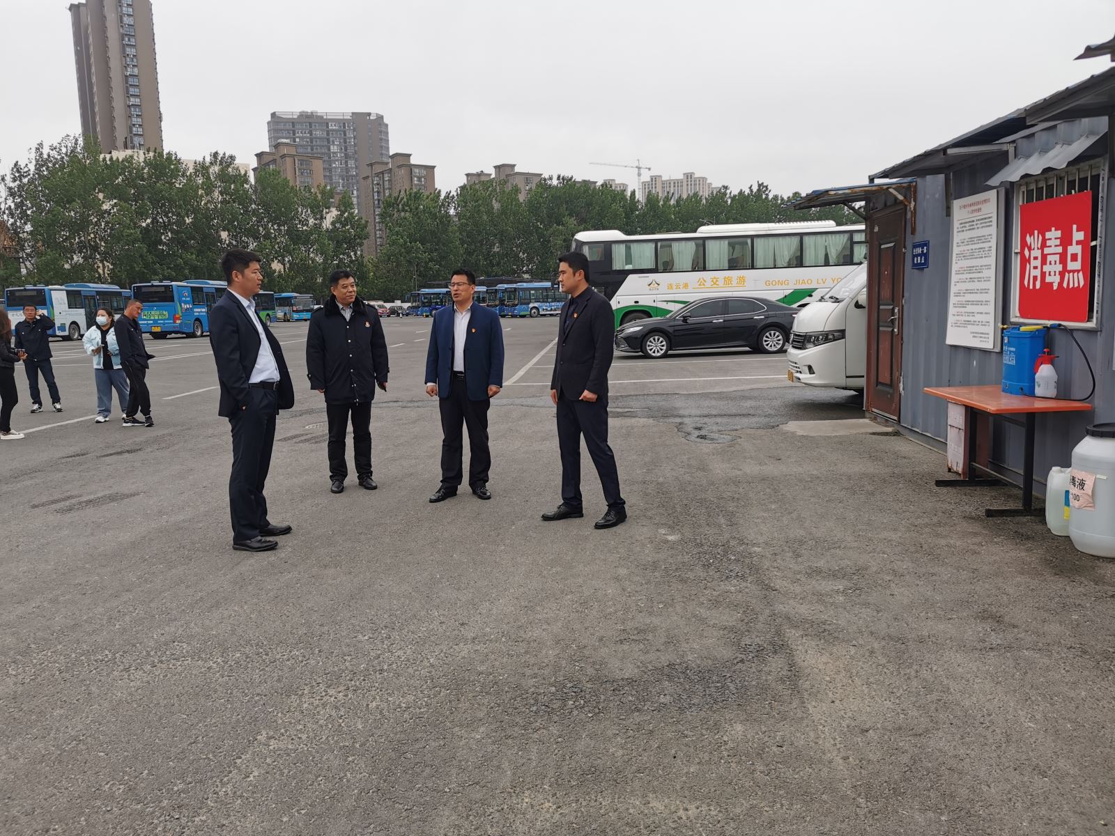 連云港市公交集團持續開展創衛專項督查