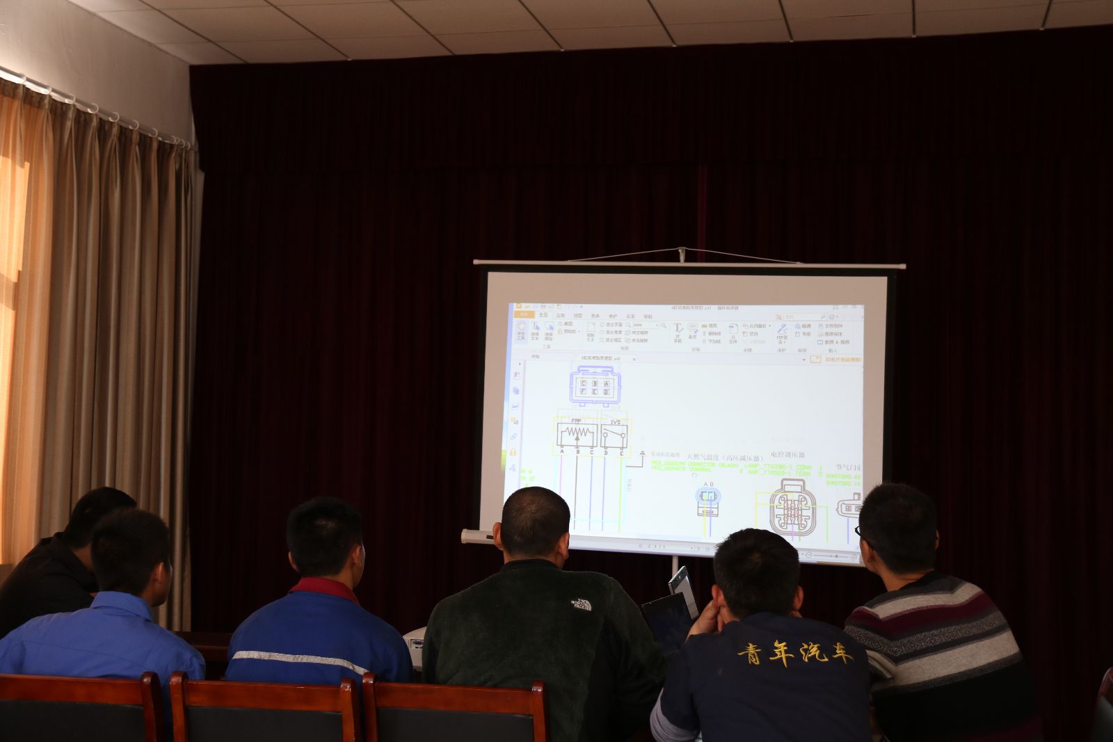 公交大浦廠開展小班組培訓(xùn)活動