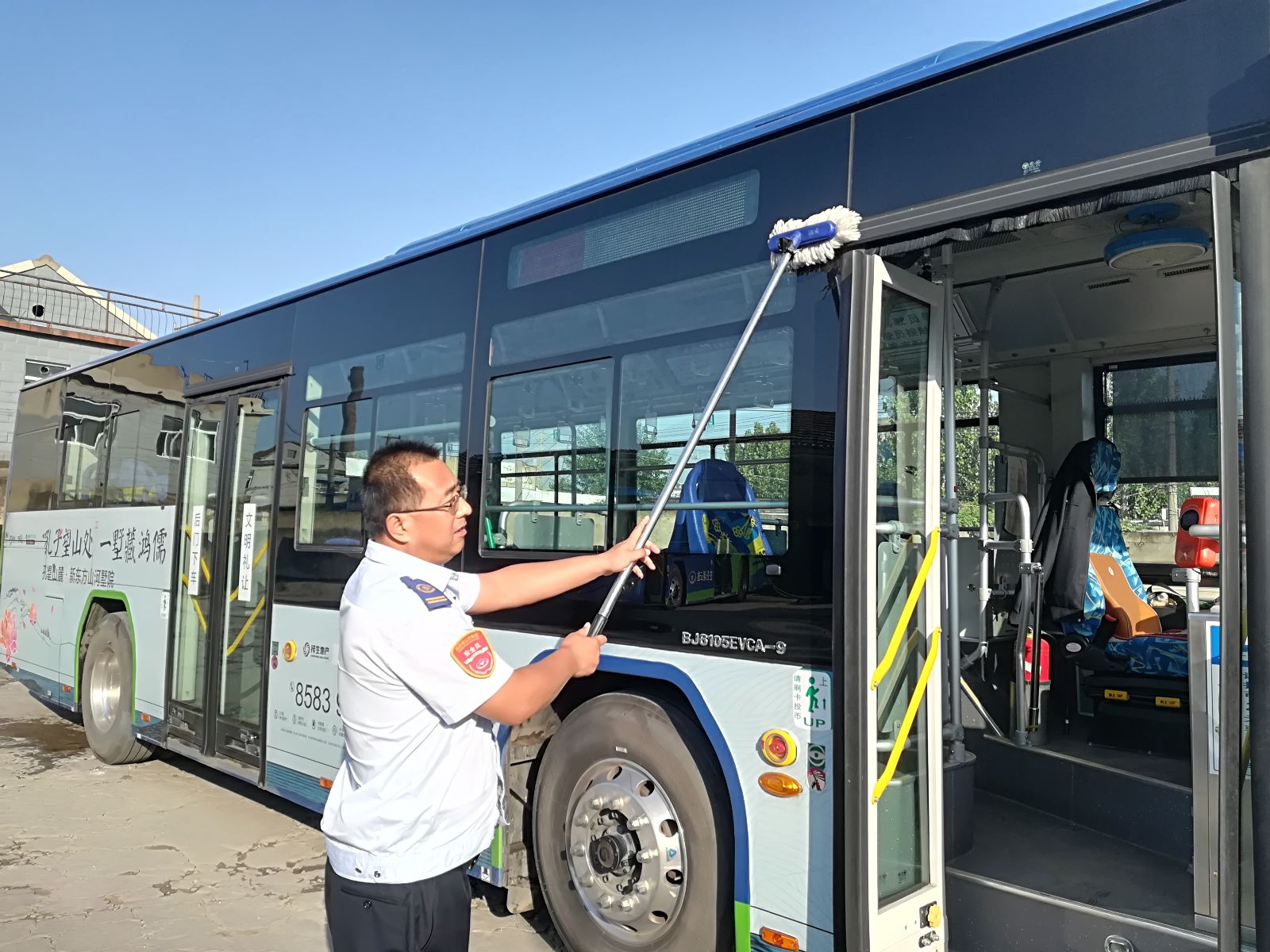 公交集團海州公司積極克服困難 做好線路車輛安全生產工作